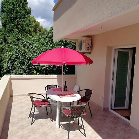 Apartmani Beljkas ティヴァト エクステリア 写真