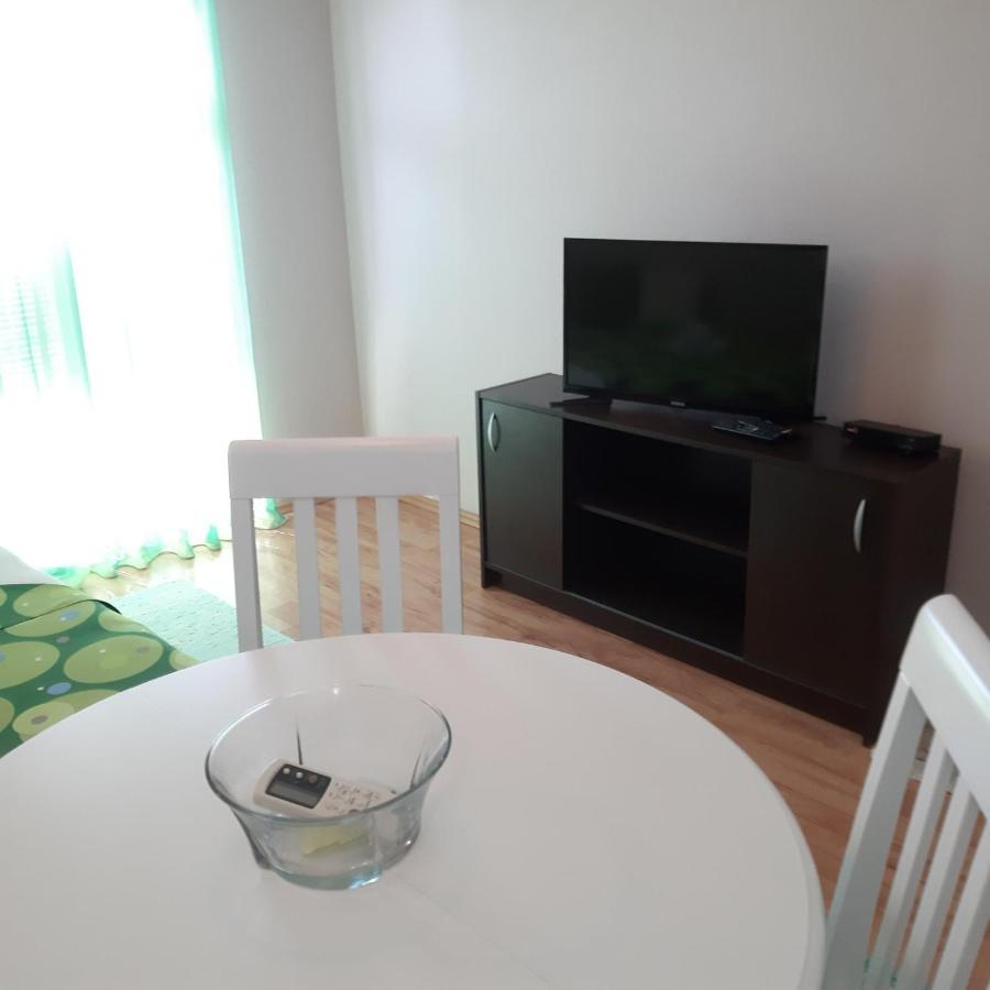 Apartmani Beljkas ティヴァト エクステリア 写真