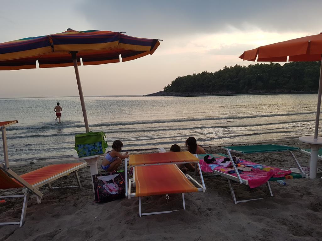 Apartmani Beljkas ティヴァト エクステリア 写真