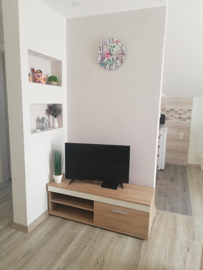 Apartmani Beljkas ティヴァト エクステリア 写真